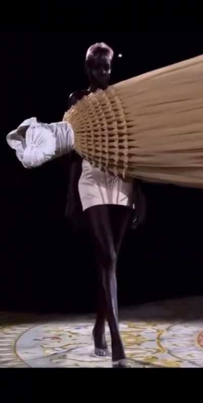 2023 fashion...