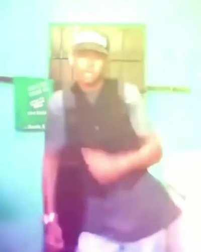 o cara seduz bixo