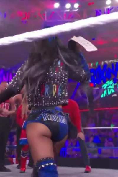 Roxanne Perez 🍑