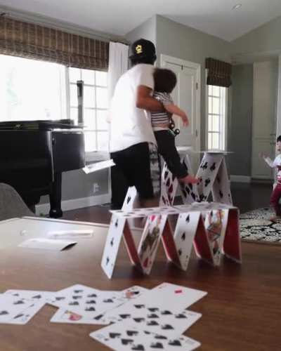 Building a card house