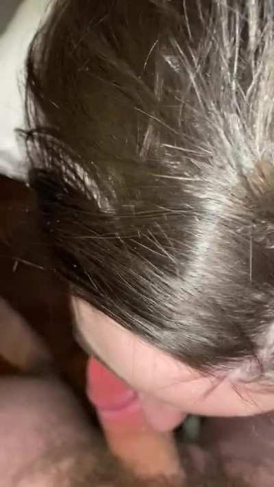 I love it when daddy pulls my hair and calls me a good girl