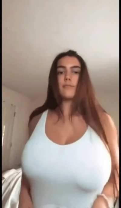 Sexy PAWG [drop]