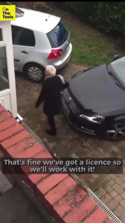 Karen dosent want people doing their job