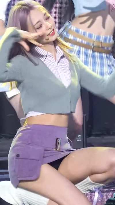 TWICE - Tzuyu