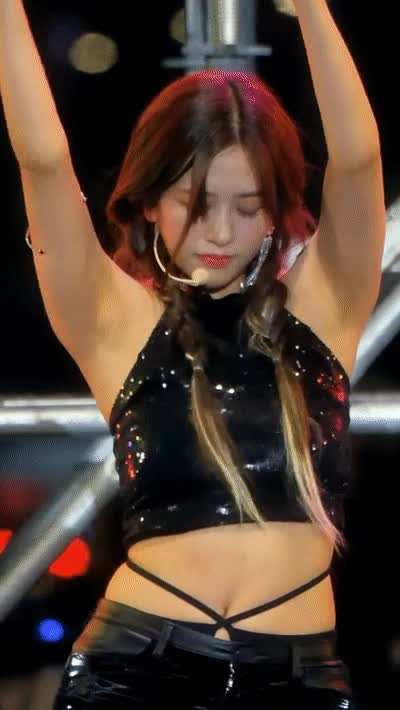IVE - Yujin