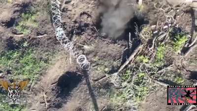 Ukrainian soldier from the 81st Airmobile Brigade kills Russian soldier with a well placed grenade in close quarter combat. Bilohorivka, Luhansk. May 2024