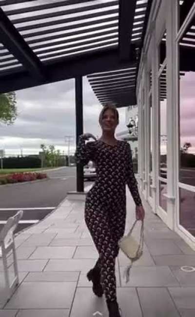 Showing off (old video)