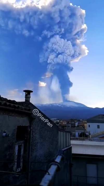 Etna Eruption Yesterday's Morning