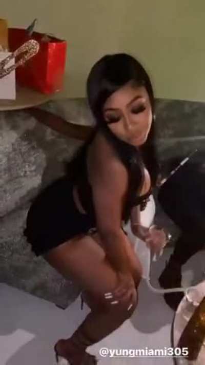 💃💃
