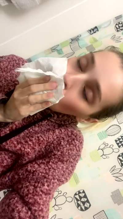 It&rsquo;s so smelly and sticky I had to rub it on my face