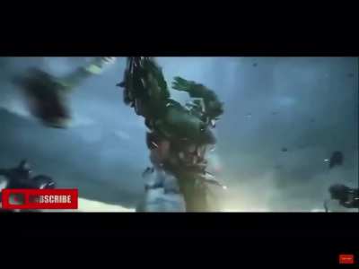 Bro thinks he&rsquo;s Thor💀