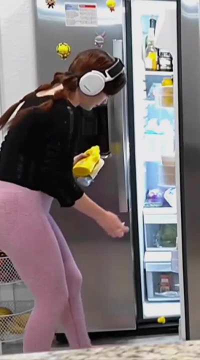 GYAATT 🍑🍑🍑