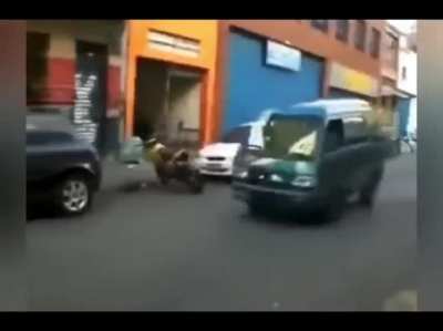 Nikko nikko niii.
