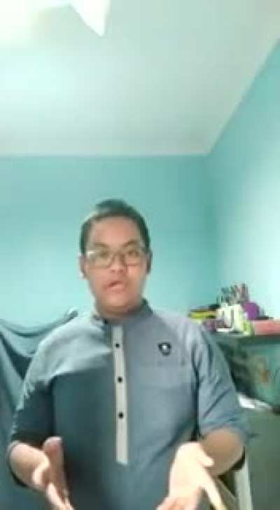 So my cousin was recording a speech for a competition. He&rsquo;s been trying for 2 hours and when he was about to finish it his storage ran out.