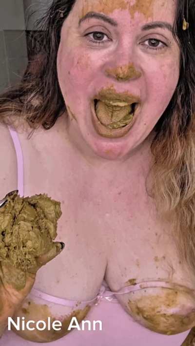 Sheer panty poop + smearing + eat + instructions and shower as a bonus.