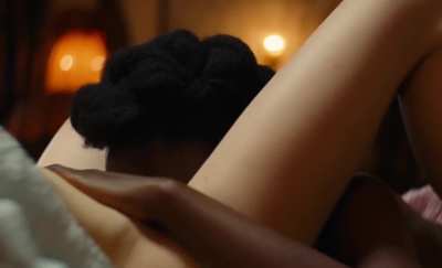 Emma Stone & Suzy Bemba