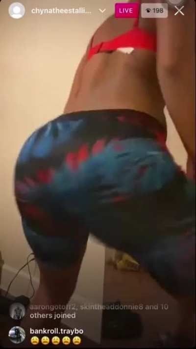 🤷🏾&zwj;♂️