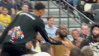 [Highlight] Wemby meets LeBron and AD