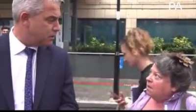Passerby confronts health secretary over the ambulance wait times