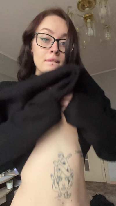 My application to be your busty goth girl [oc]