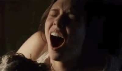 Elizabeth Olsen's O Face