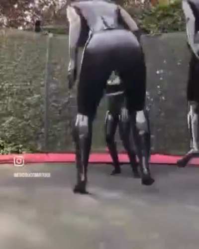 Female Assassin bone physics, "Apprehension", Half-Life (1998)