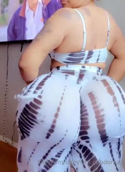 ☀️ Dress Is Suffocating