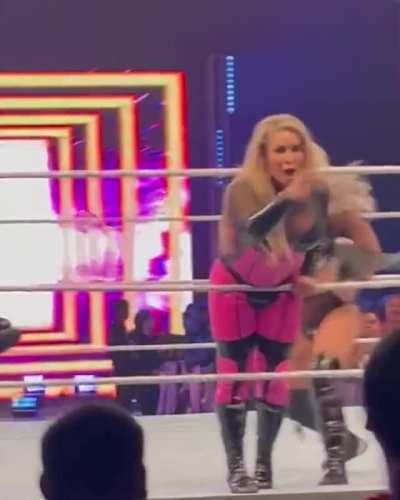 Liv Morgan &amp;amp; Natalya 🤚🏻