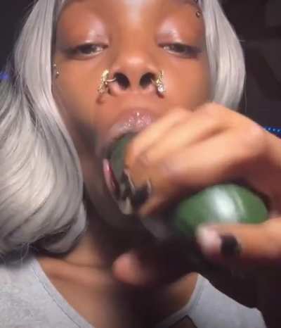 💦