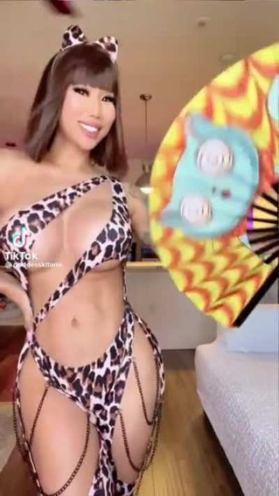 Best woman you&rsquo;ll see all day.