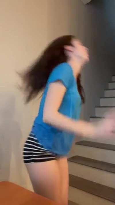 Laura Marano