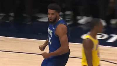 [Highlight] KAT won't stop Screaming while Mic'd up