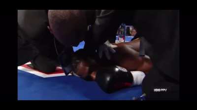 Getting dominated throughout the fight Andy Lee lands a devastating One Punch KO for the comeback victory.