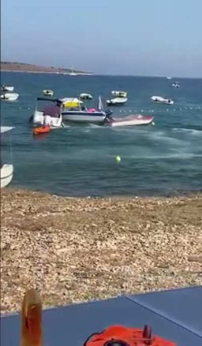 Speed boating
