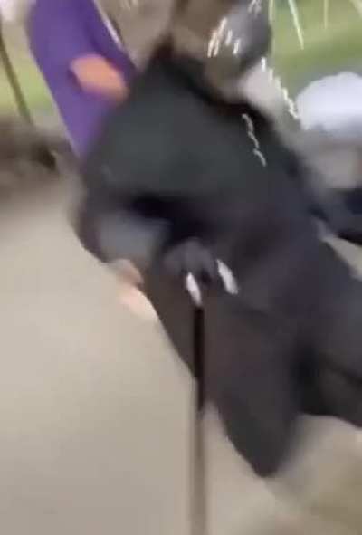 bor&ccedil;lu olduğun arkadaşını vebalı diye yakmışsındır