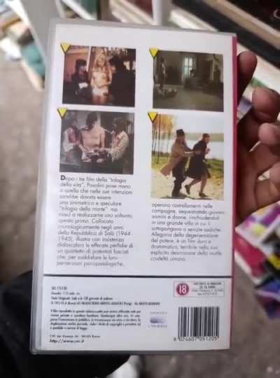 Hace unos meses tuve en mis manos una copia VHS de Sal&oacute; o Los 120 d&iacute;as de Sodoma edici&oacute;n italiana