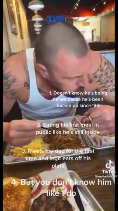 Man eats his first meal in public after being locked up since &lsquo;99