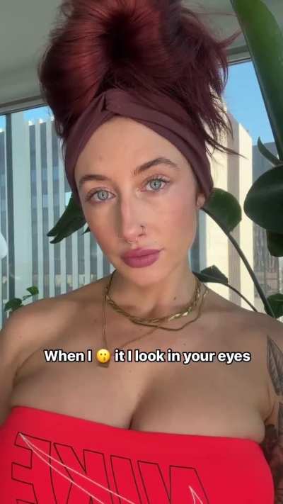 eyes pec flex