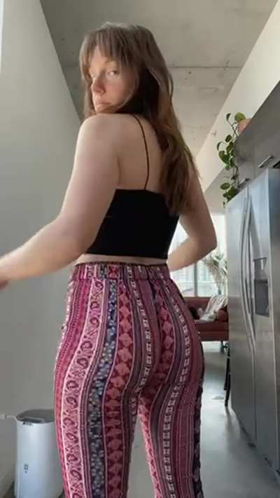 spank my tight ass