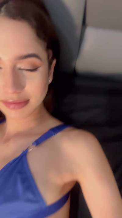 Can you handle a little thing like me