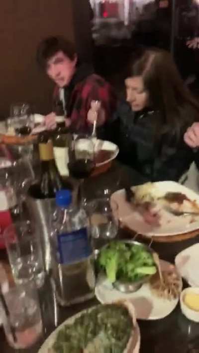 Woman interrupts NJ Governor Phil Murphy's dinner to cuss him out.