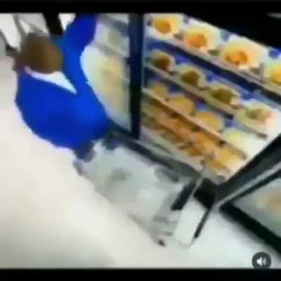 Warren Sapp is a hungry man