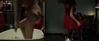Luisa Moraes In Solace