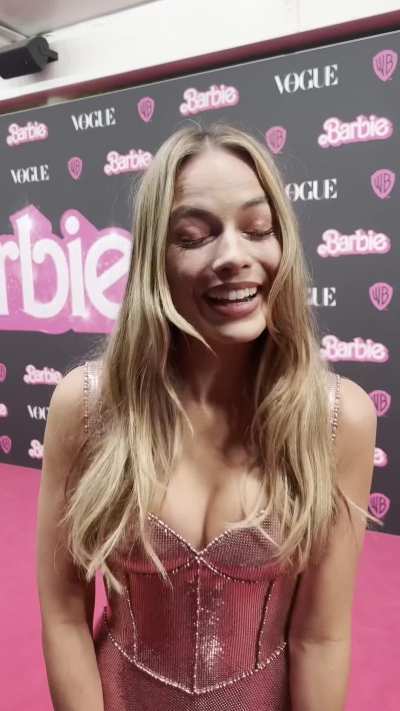 Margot robbie