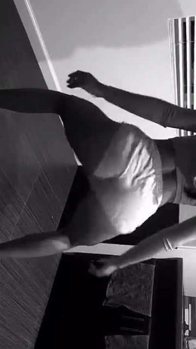 Old twerk video
