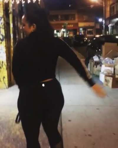 Smack that ass 🍑