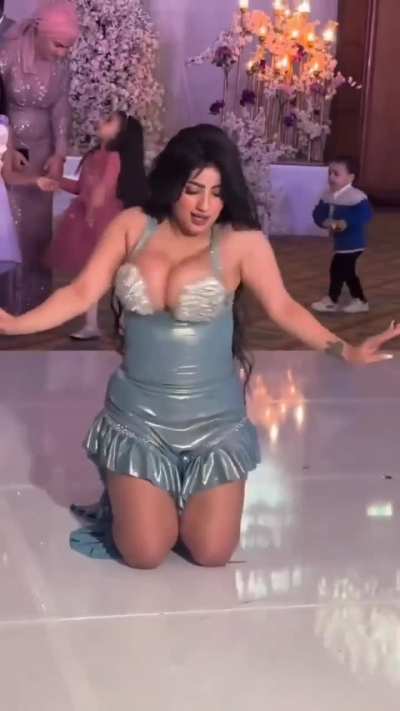 BOUNCY SEXY