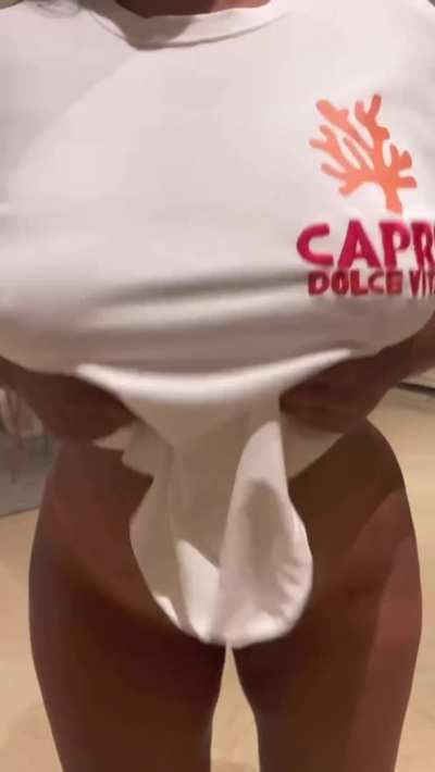Hubby is attracted by younger women 😖 So I decided to share here&hellip; (F42)