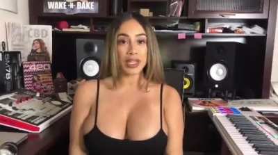 🥥🥥💦💦
