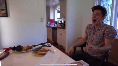 The moment where Eef just couldn&rsquo;t stop laughing